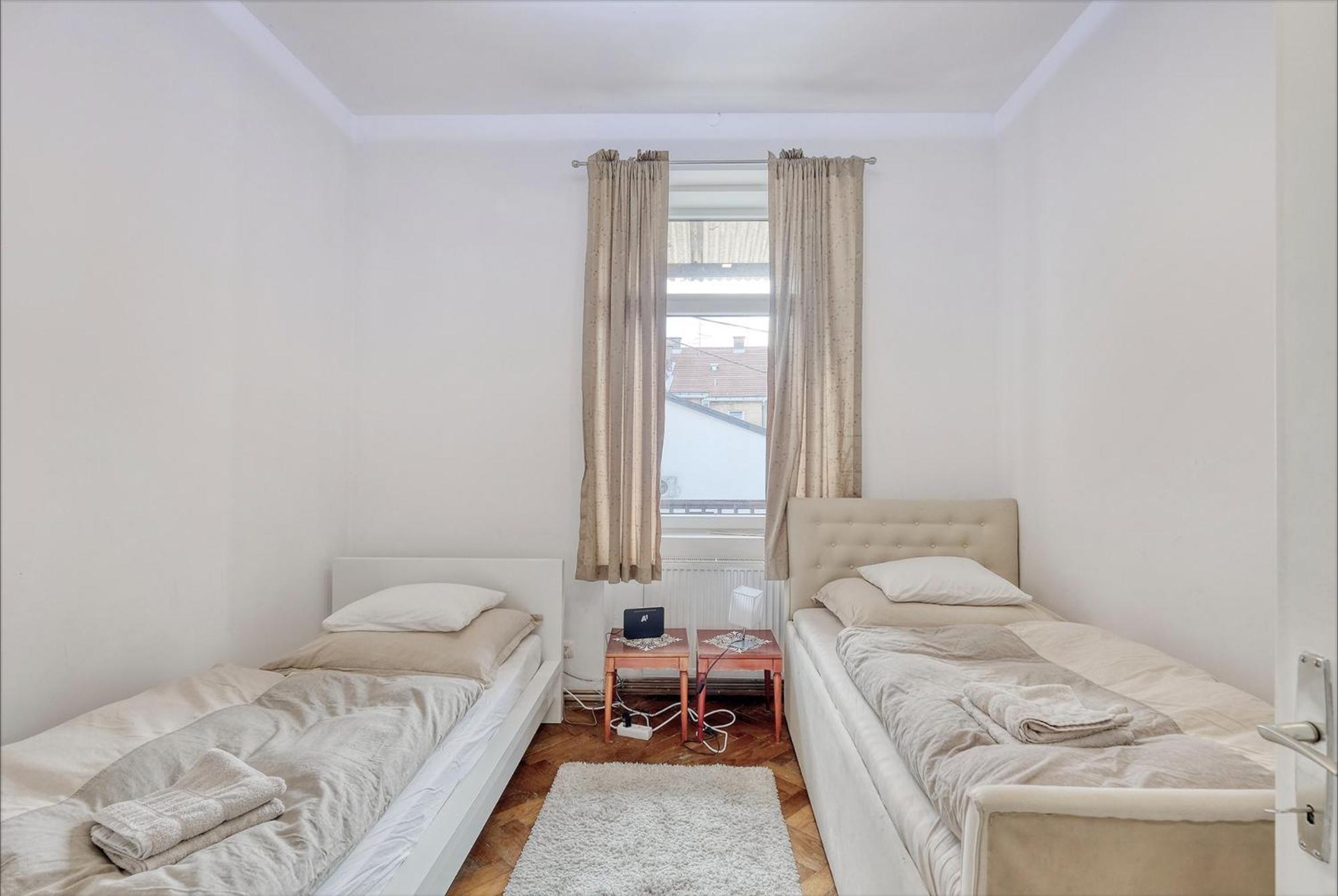 Nick & Klaras Central Apartments Любляна Екстериор снимка